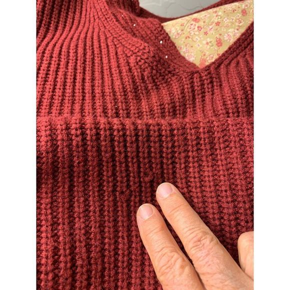 Women’s Shein Twist Back Bead Bling Pull Over Sweater Size 3XL 5347 V-neck - Picture 8 of 8